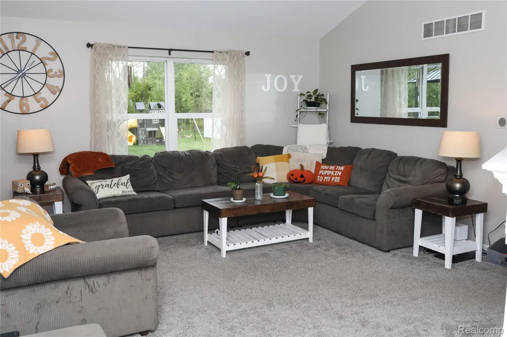 7152 Saratoga Drive Clayton Charter Township, MI 48532
