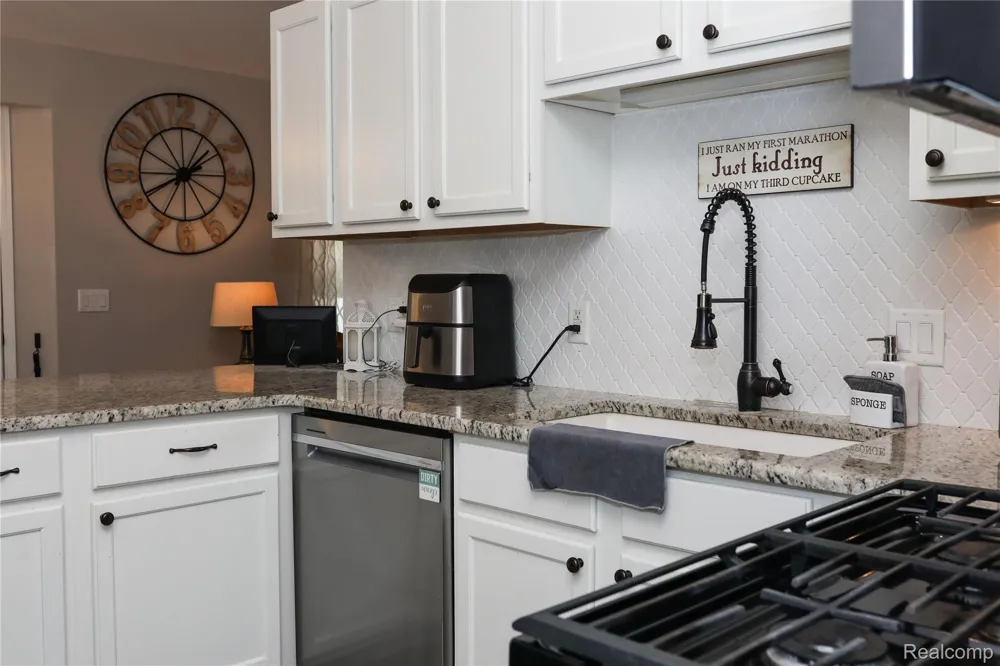 7152 Saratoga Drive Clayton Charter Township, MI 48532