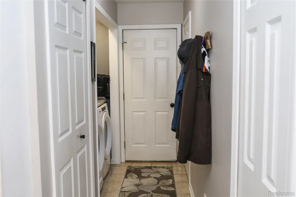 7152 Saratoga Drive Clayton Charter Township, MI 48532