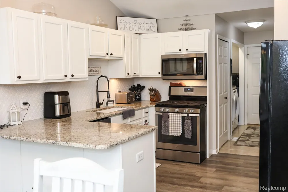 7152 Saratoga Drive Clayton Charter Township, MI 48532