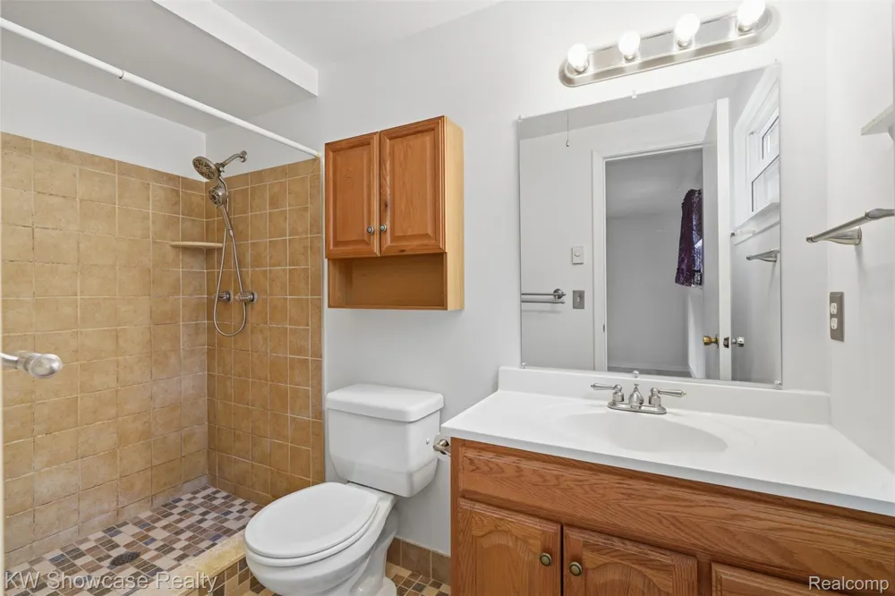 7125 Ridgewood Road Springfield Charter Township, MI 48346