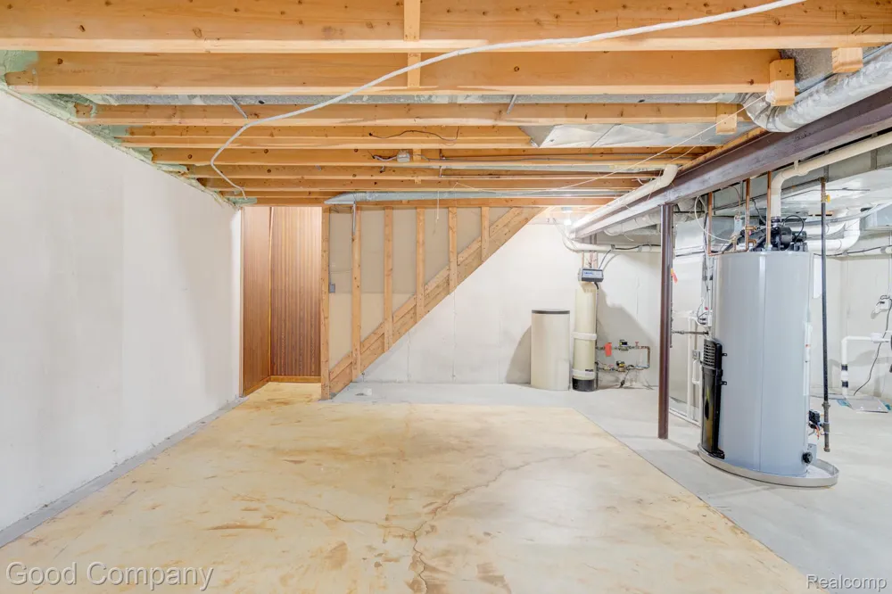 3062 Saint Jude Drive Waterford Charter Township, MI 48329