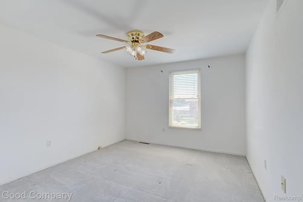 3062 Saint Jude Drive Waterford Charter Township, MI 48329