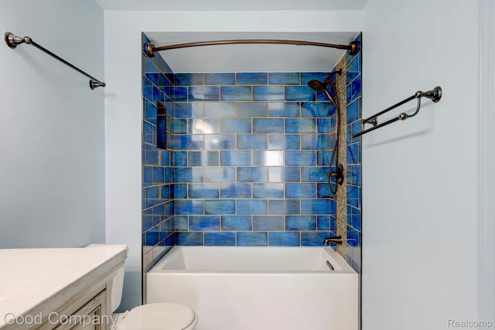 3062 Saint Jude Drive Waterford Charter Township, MI 48329