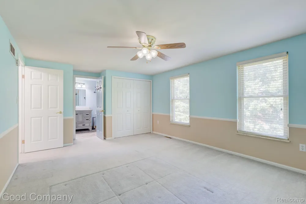 3062 Saint Jude Drive Waterford Charter Township, MI 48329