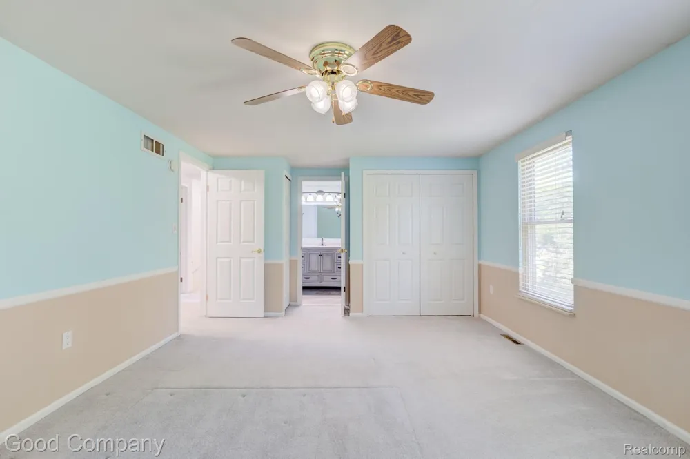 3062 Saint Jude Drive Waterford Charter Township, MI 48329