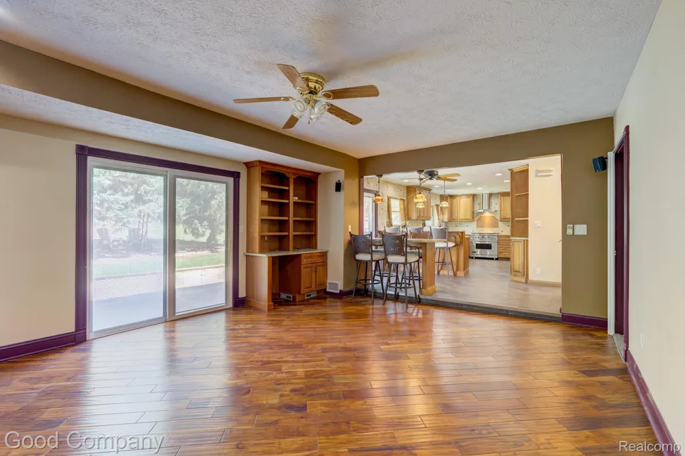 3062 Saint Jude Drive Waterford Charter Township, MI 48329
