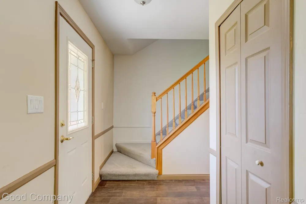 3062 Saint Jude Drive Waterford Charter Township, MI 48329
