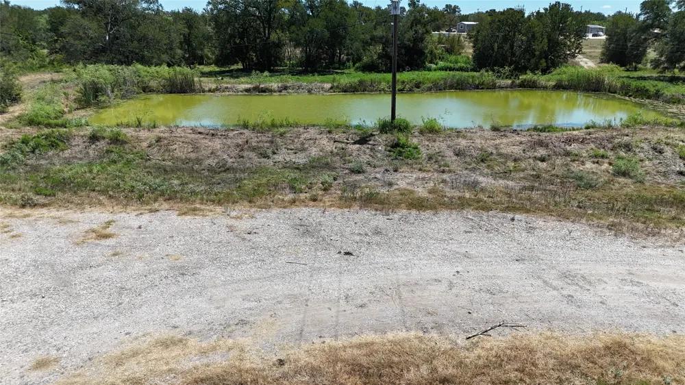 4629 Fm-2984 Luling, TX 78648