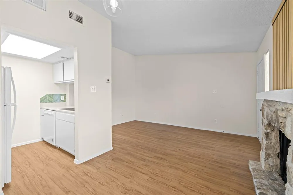 9079 Jollyville Road #303 Austin, TX 78759
