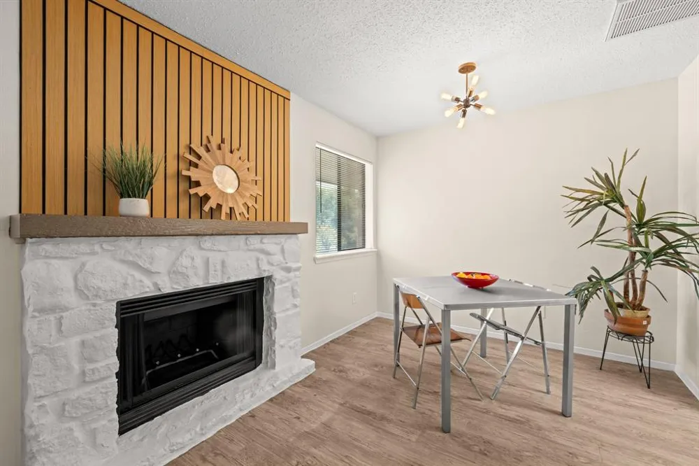 9079 Jollyville Road #303 Austin, TX 78759