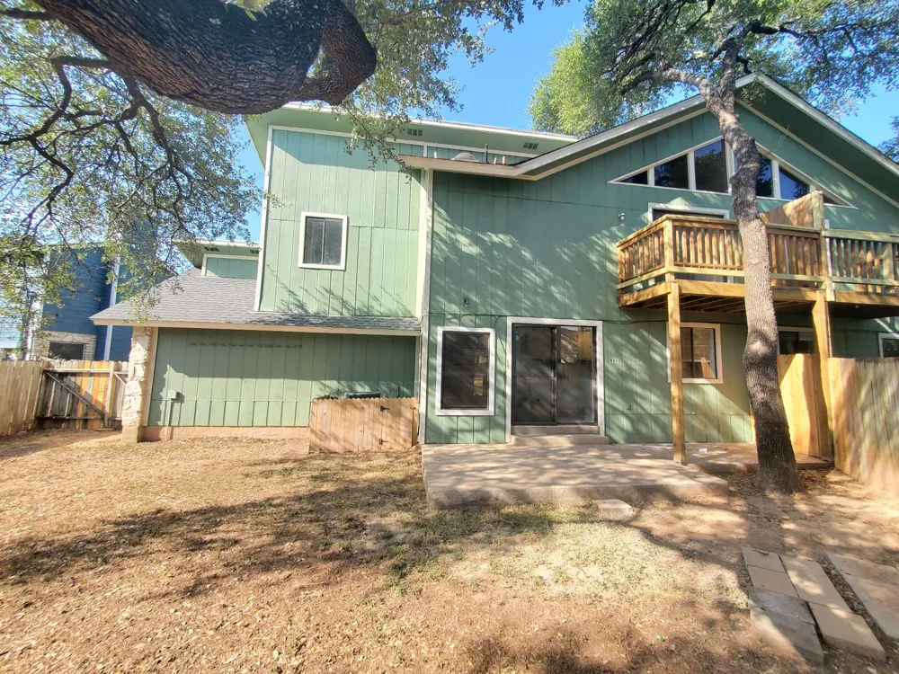 8716 Clearbrook Trail #A Austin, TX 78729