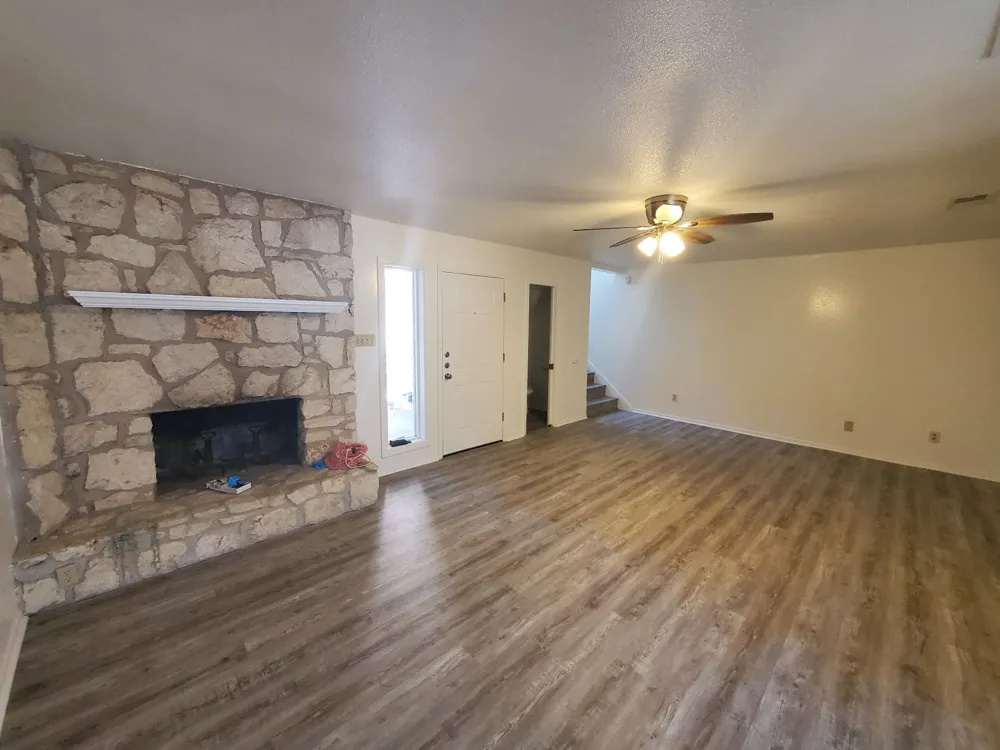 8716 Clearbrook Trail #A Austin, TX 78729