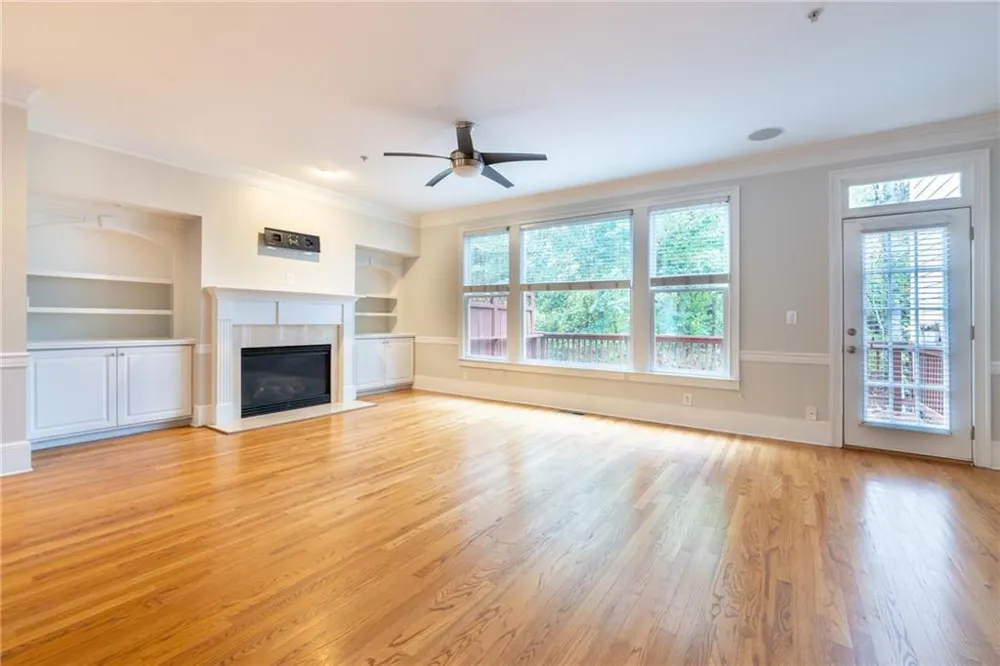 4746 Legacy Cove Lane Atlanta, GA 30126