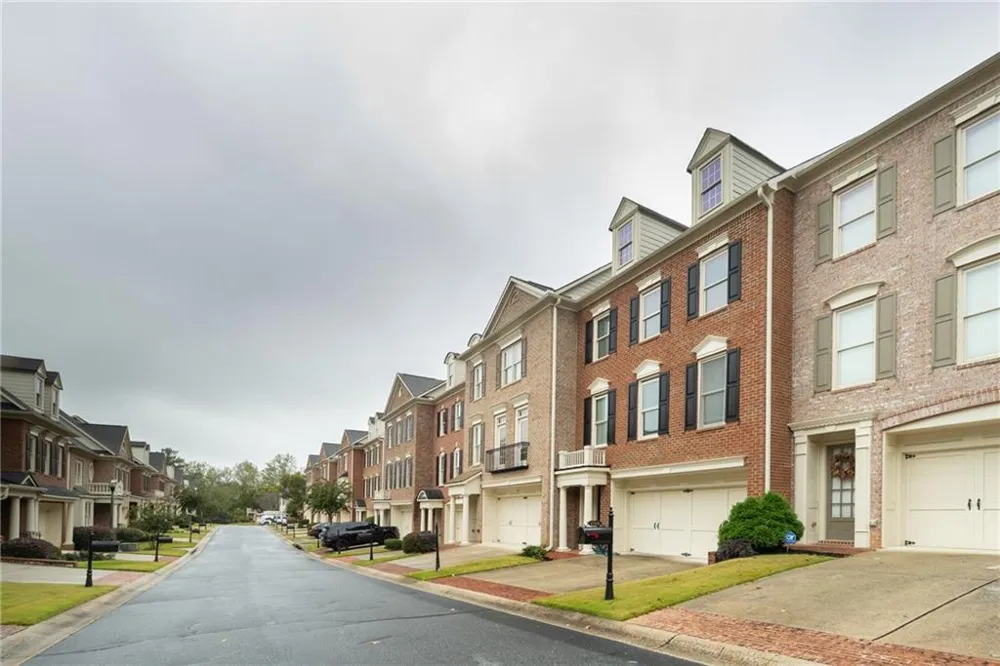 4746 Legacy Cove Lane Atlanta, GA 30126