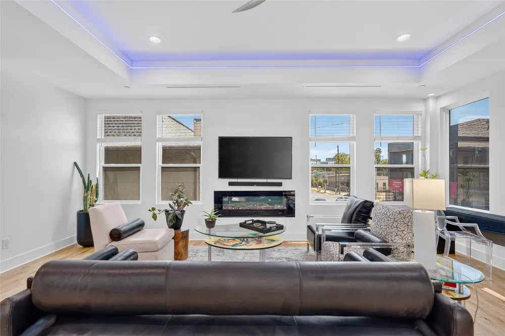 4312 Cedar Springs Road #104 Dallas, TX 75219