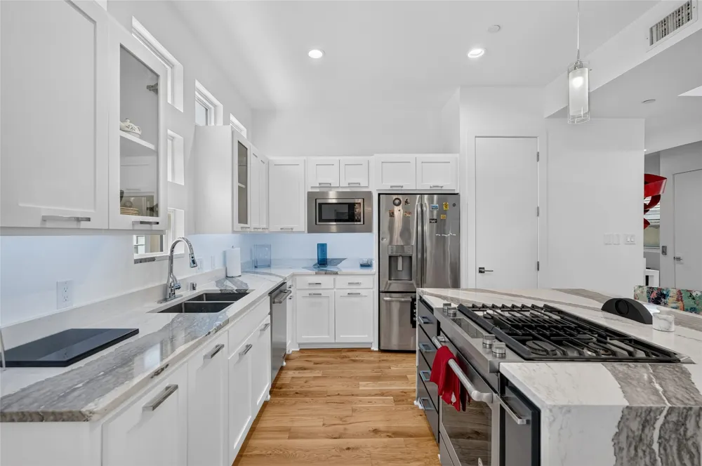 4312 Cedar Springs Road #104 Dallas, TX 75219