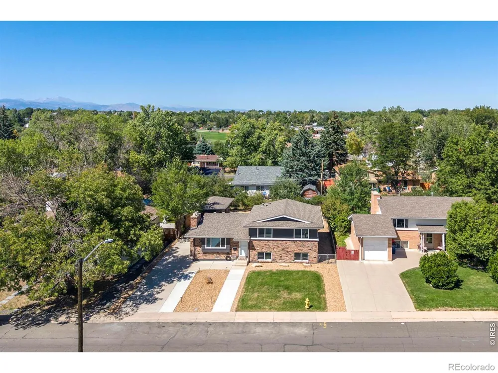 1055 W 7th Ave Dr Broomfield, CO 80020