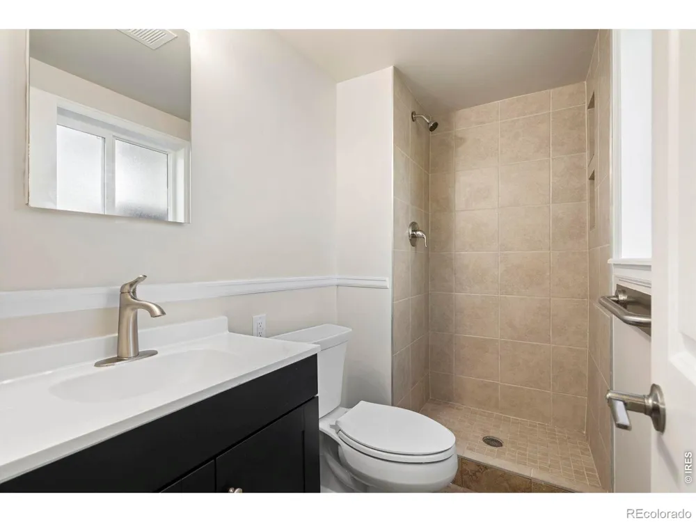 1055 W 7th Ave Dr Broomfield, CO 80020
