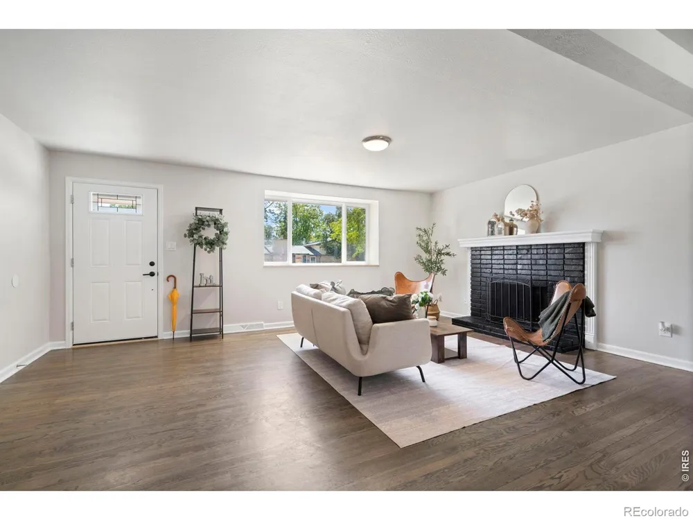 1055 W 7th Ave Dr Broomfield, CO 80020