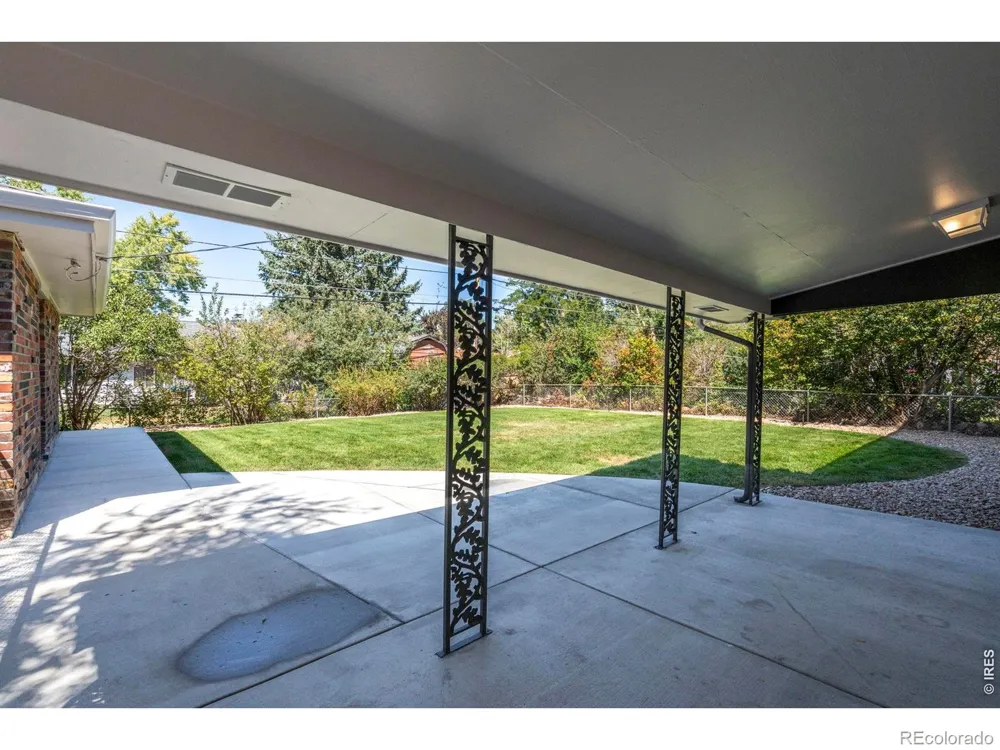 1055 W 7th Ave Dr Broomfield, CO 80020