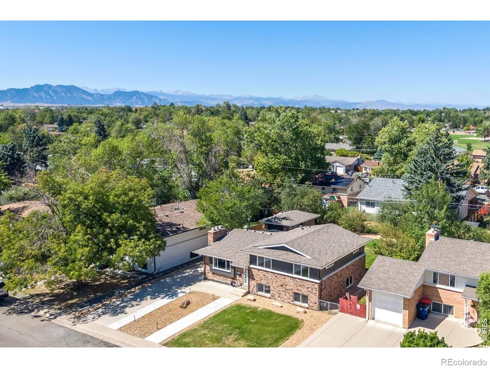 1055 W 7th Ave Dr Broomfield, CO 80020