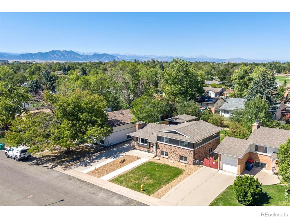 1055 W 7th Ave Dr Broomfield, CO 80020