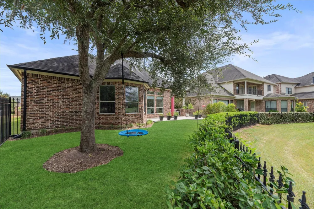 6 Vieux Carre Missouri City, TX 77459