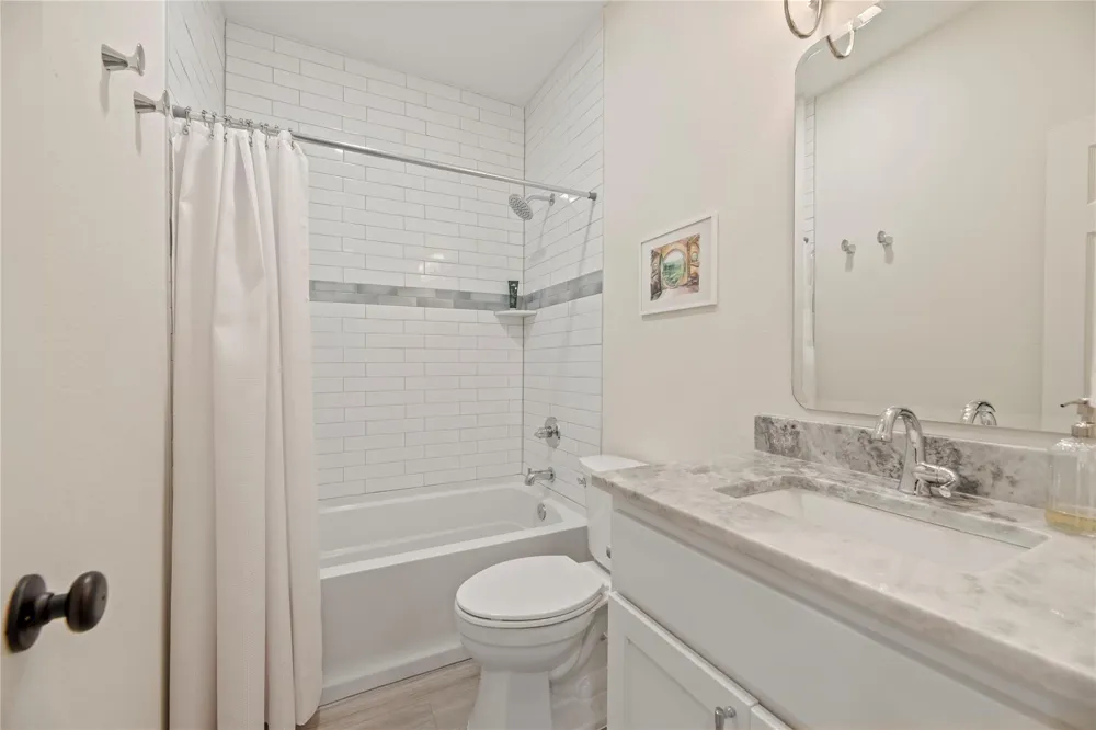 6 Vieux Carre Missouri City, TX 77459