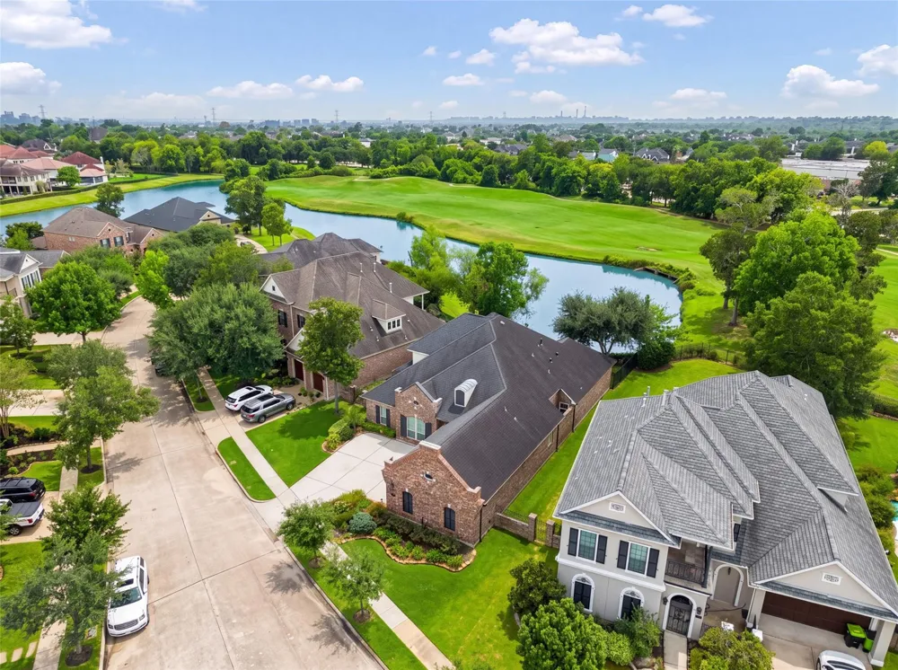 6 Vieux Carre Missouri City, TX 77459