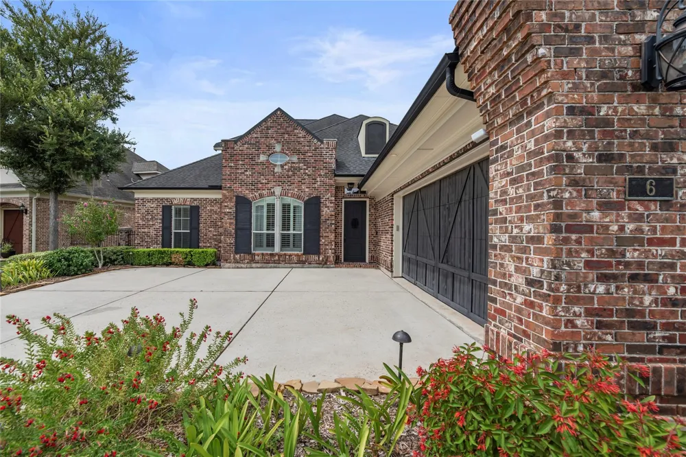 6 Vieux Carre Missouri City, TX 77459