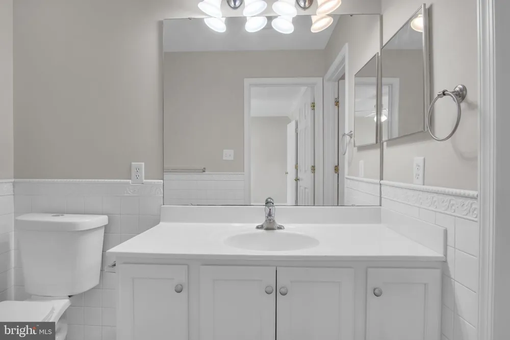 109 ROYAL Manchester, PA 17345
