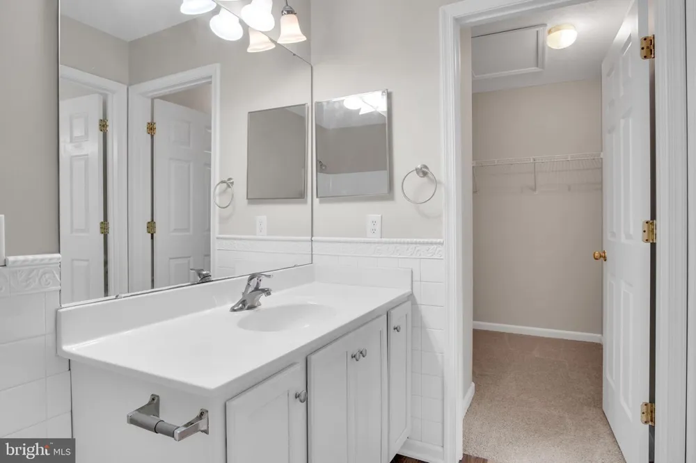 109 ROYAL Manchester, PA 17345