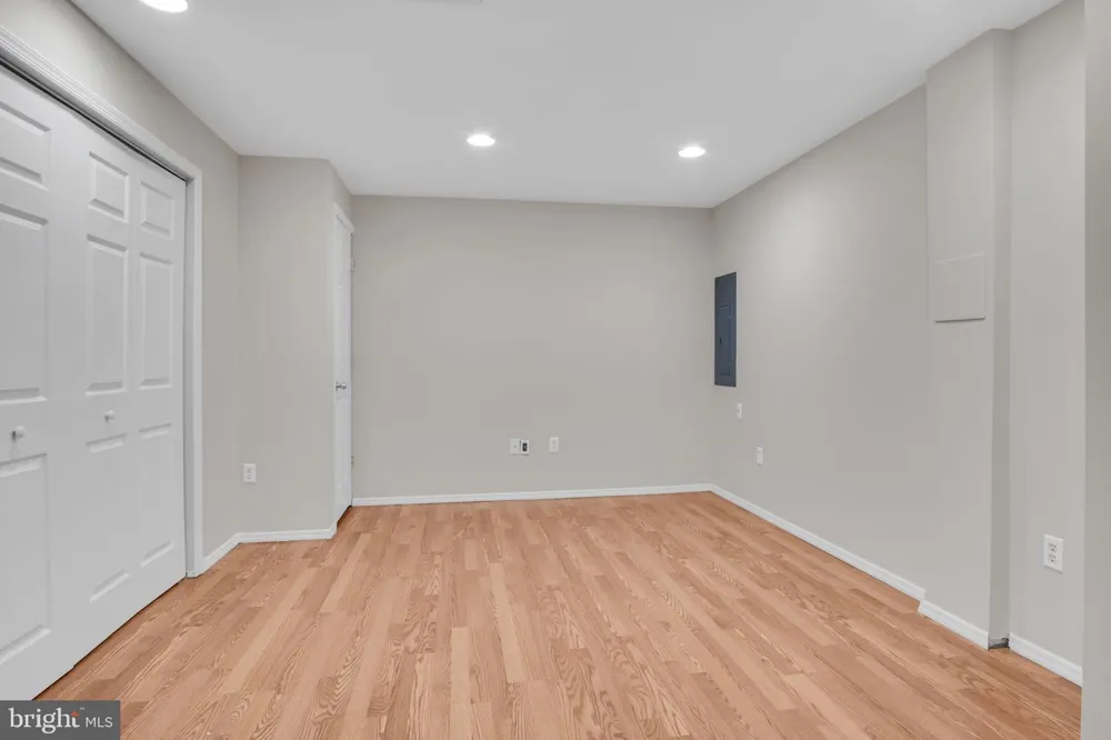109 ROYAL Manchester, PA 17345