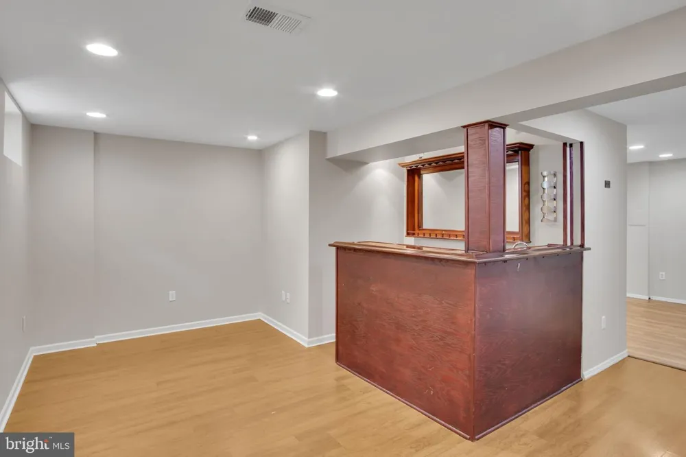 109 ROYAL Manchester, PA 17345