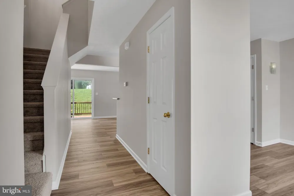 109 ROYAL Manchester, PA 17345