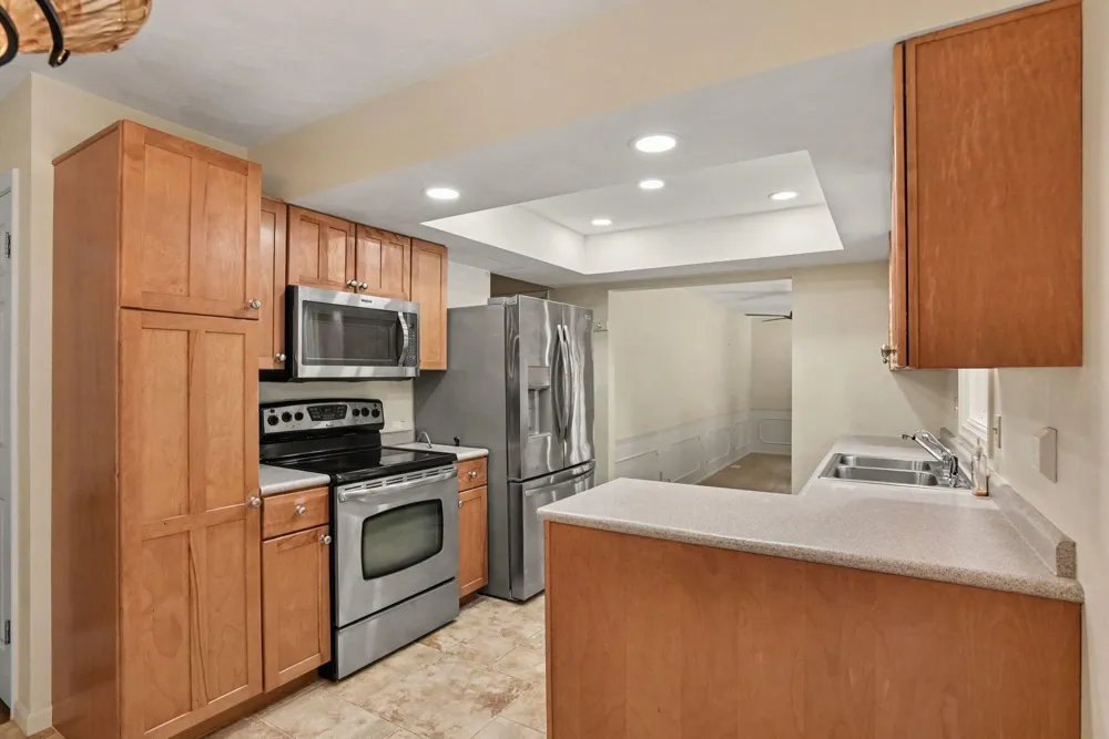 5482 Lindenwood Street Kalamazoo, MI 49004