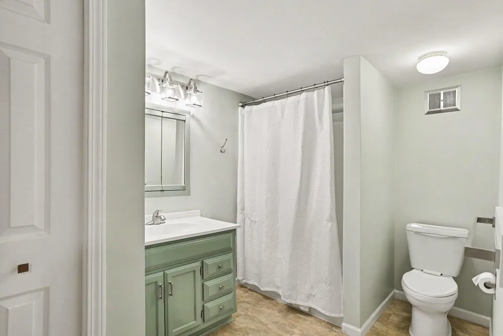 5482 Lindenwood Street Kalamazoo, MI 49004
