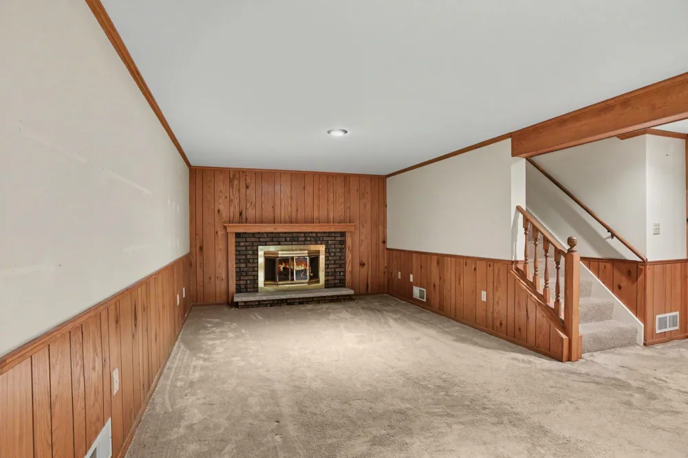 5482 Lindenwood Street Kalamazoo, MI 49004