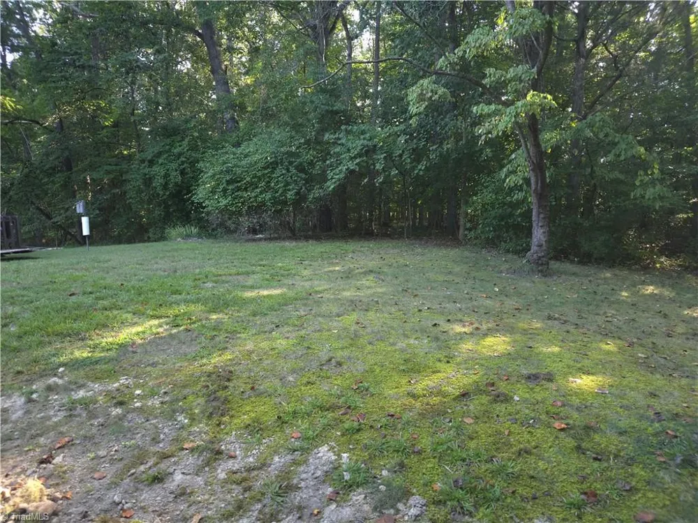 855 Mcgregor Road Winston-Salem, NC 27103