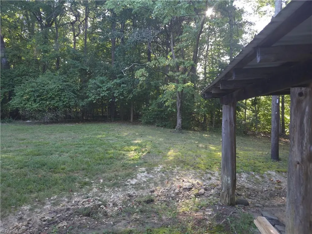 855 Mcgregor Road Winston-Salem, NC 27103