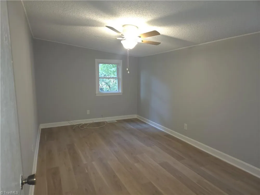 855 Mcgregor Road Winston-Salem, NC 27103
