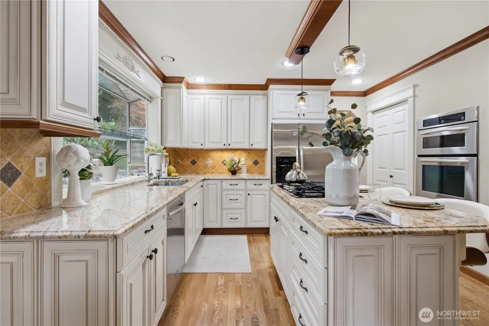 15430 SE 67th Pl Bellevue, WA 98006