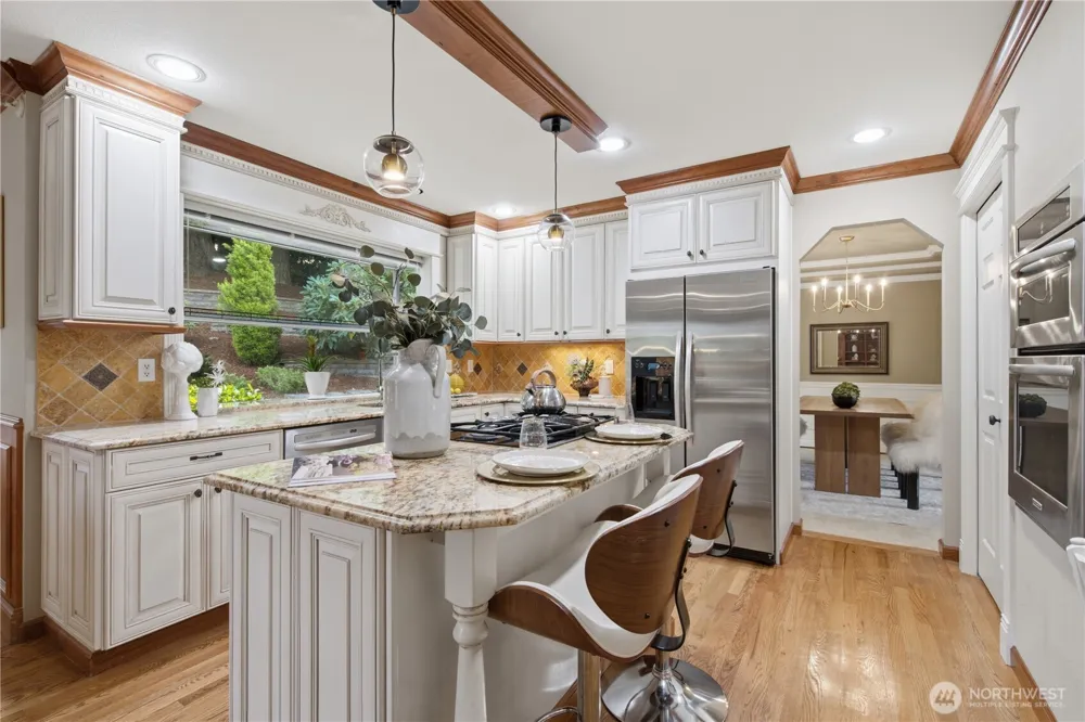 15430 SE 67th Pl Bellevue, WA 98006