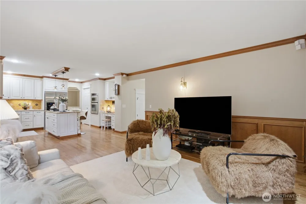 15430 SE 67th Pl Bellevue, WA 98006