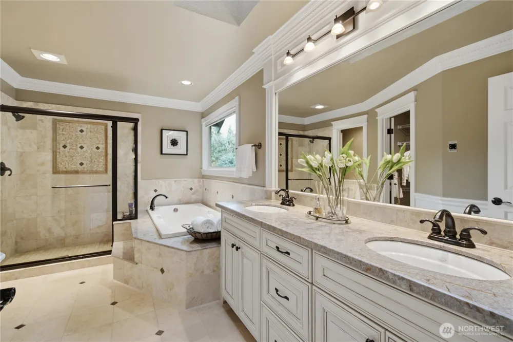 15430 SE 67th Pl Bellevue, WA 98006
