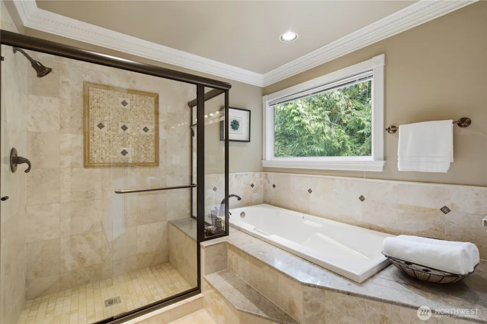 15430 SE 67th Pl Bellevue, WA 98006