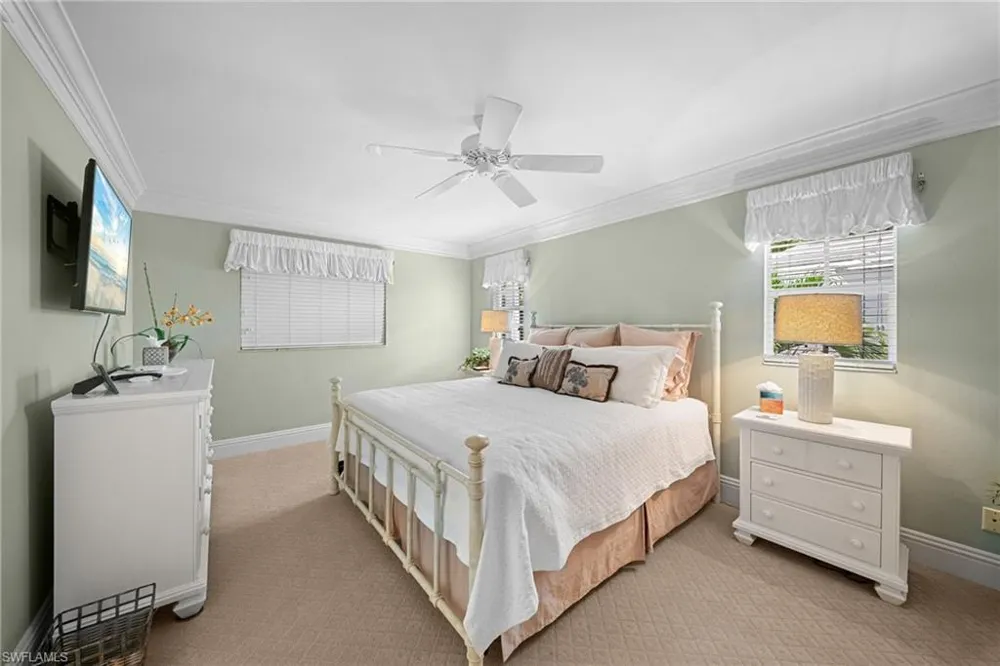 392 Carlton Place #3 Naples, FL 34108