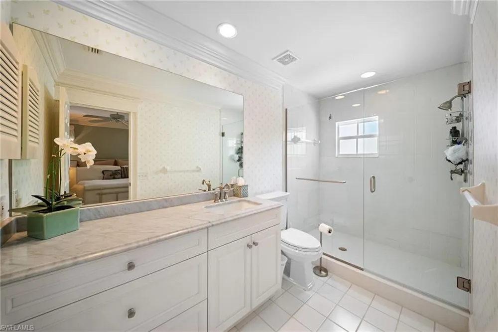 392 Carlton Place #3 Naples, FL 34108
