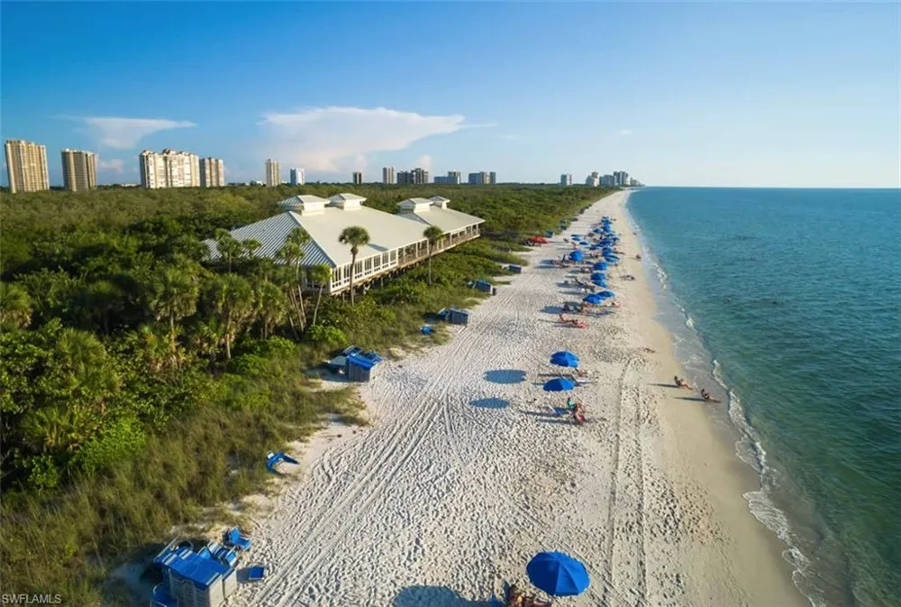 392 Carlton Place #3 Naples, FL 34108
